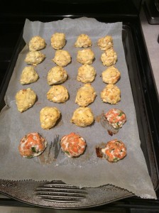 Fish balls on tray after baking